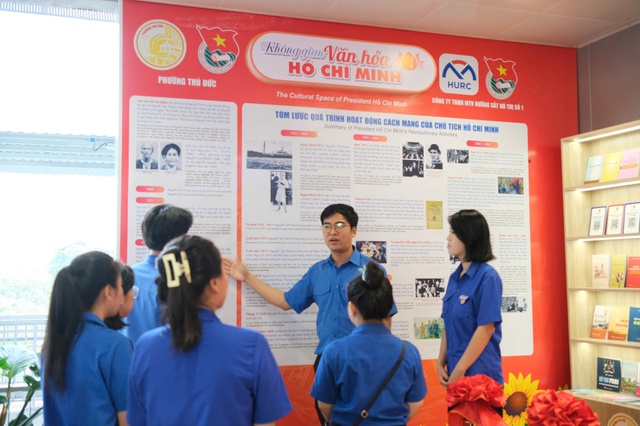 “Trạm dừng” đầy ý nghĩa ở nhà ga metro- Ảnh 1.