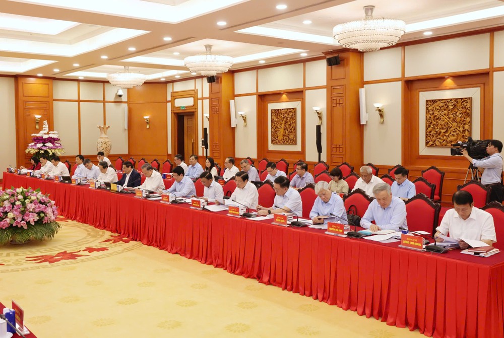 Quang cảnh cuộc làm việc, chiều 21-8. Ảnh: QUANG PHÚC THƯƠNGF VỤ TU Dự 21.jpg