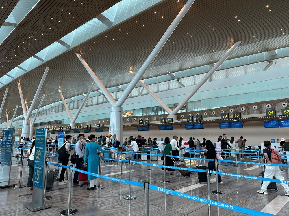 Bamboo Airways (QH), Pacific Airlines (BL), Vasco (0V), Vietravel Airlines (VU) chuyển toàn bộ chuyến bay nội địa sang khai thác tại Nhà ga hành khách T3. Ảnh: QUỐC HÙNG T3b.jpg