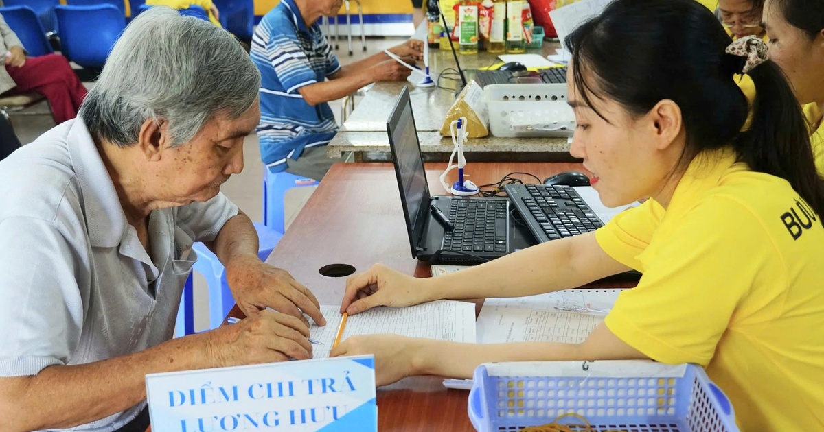 Lịch chi trả lương hưu, trợ cấp BHXH dịp lễ Quốc khánh 2.9 tại TP.HCM