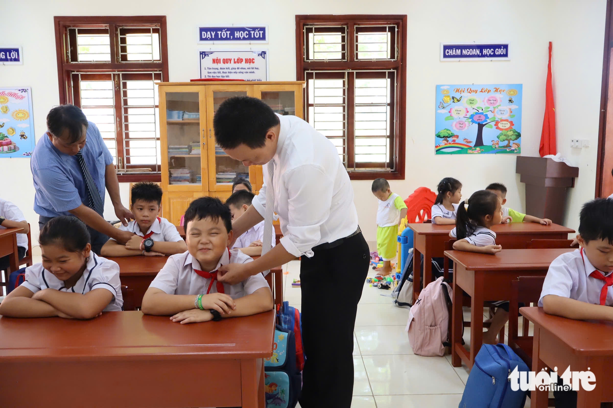 Sáng nay, thầy trò cả nước đón lễ khai giảng đặc biệt - Ảnh 5. lễ khai giảng - Ảnh 14.