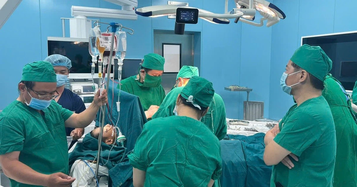 Thực hiện thành công ca phẫu thuật phức tạp đầu tiên tại đặc khu Côn Đảo