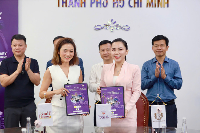 ba-tran-thi-kim-anh-giam-doc-truyen-thong-doi-ngoai-cong-ty-tnhh-kn-cam-ranh-tap-doan-kn-holdings.jpg