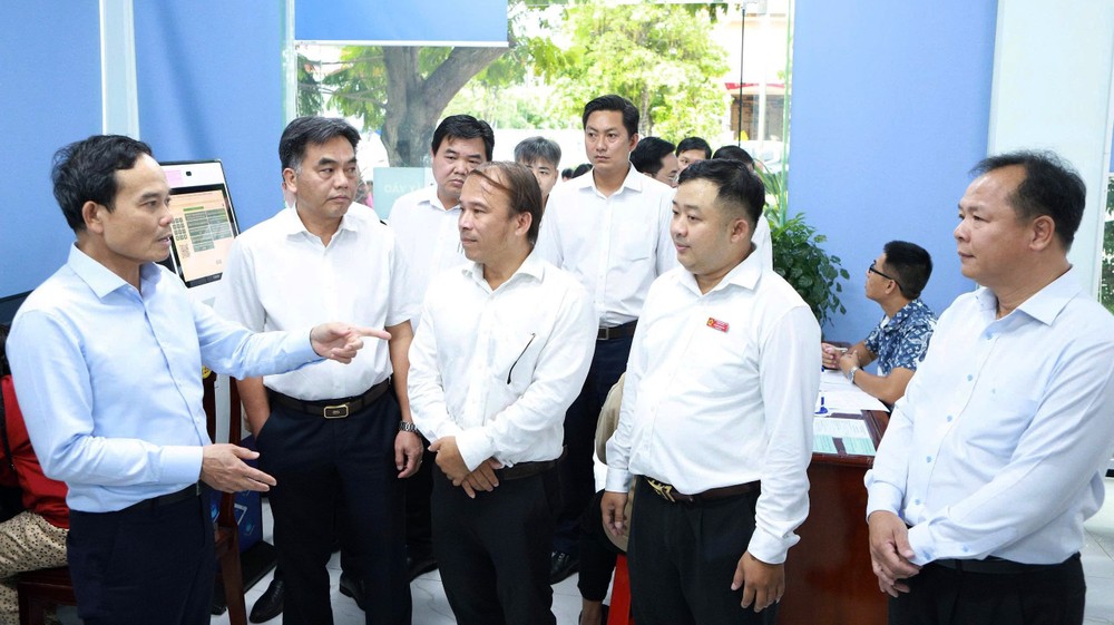 លេខាបក្សក្រុង (១).jpg