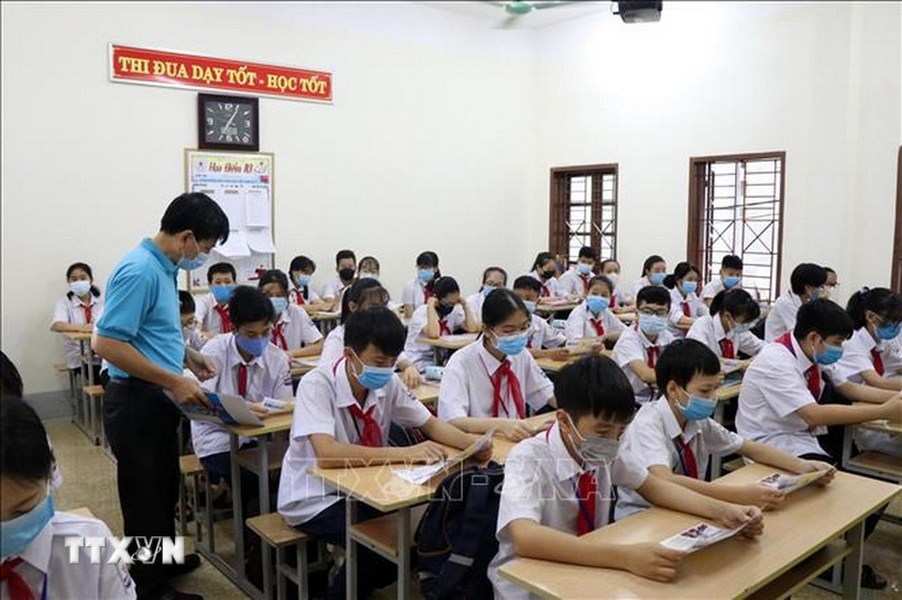 Ban đại diện cha mẹ học sinh cũng như nhà trường không được thu những khoản ủng hộ không theo nguyên tắc tự nguyện. (Ảnh minh họa: TTXVN)