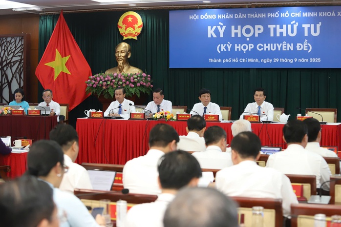 Chủ tịch HĐND TP HCM: Biến cơ chế đặc thù thành động lực đặc biệt để phát triển - Ảnh 2.