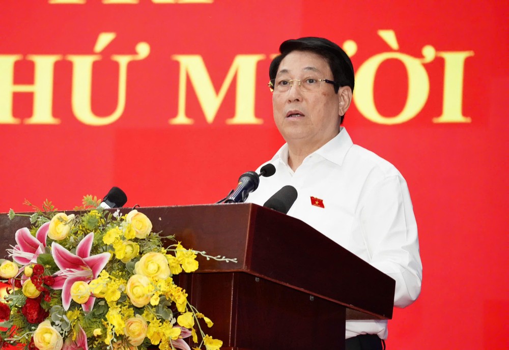 Chủ tịch nước Lương Cường phát biểu tiếp thu ý kiến cử tri. Ảnh: THUẬN VĂN chu-tich-nuoc-luong-cuong-6.jpg