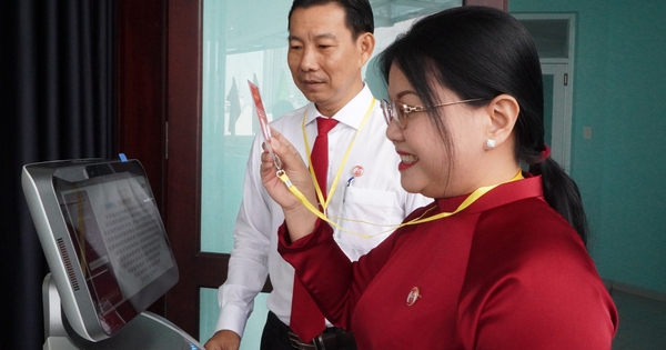 Đại hội đại biểu Đảng bộ TP HCM lần thứ I không sử dụng tài liệu giấy