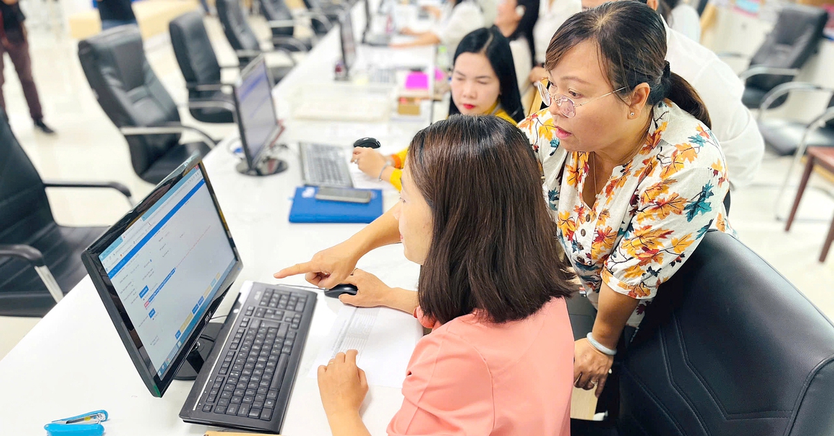 TP.HCM: Cấp ủy nêu gương, 100% tổ chức Đảng chuyển đổi số hiệu quả