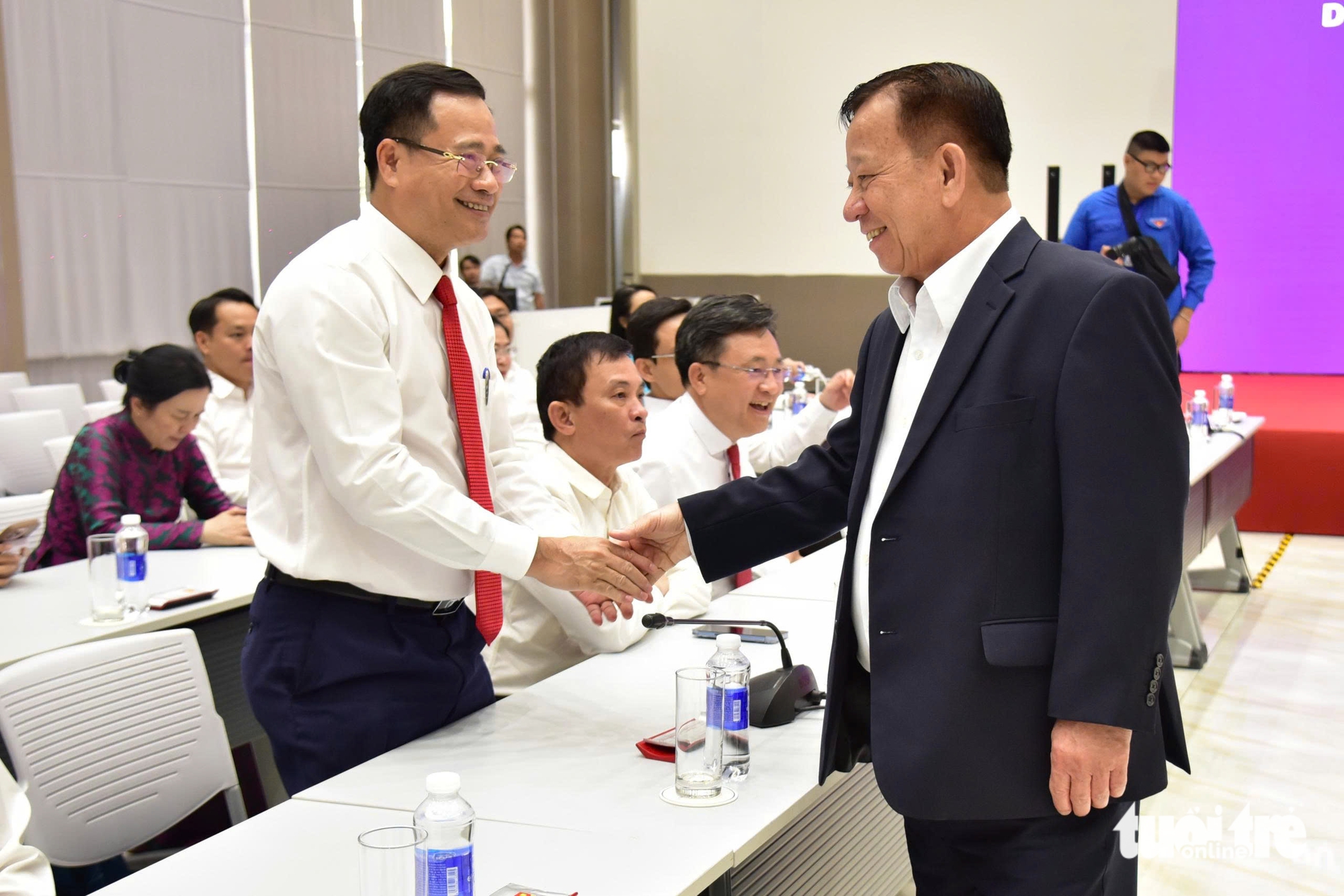 TP.HCM mời gọi doanh nghiệp chung sức làm kinh tế mạnh, dựng an sinh vững- Ảnh 1. TP.HCM mời gọi doanh nghiệp chung sức làm kinh tế mạnh, dựng an sinh vững - Ảnh 1.