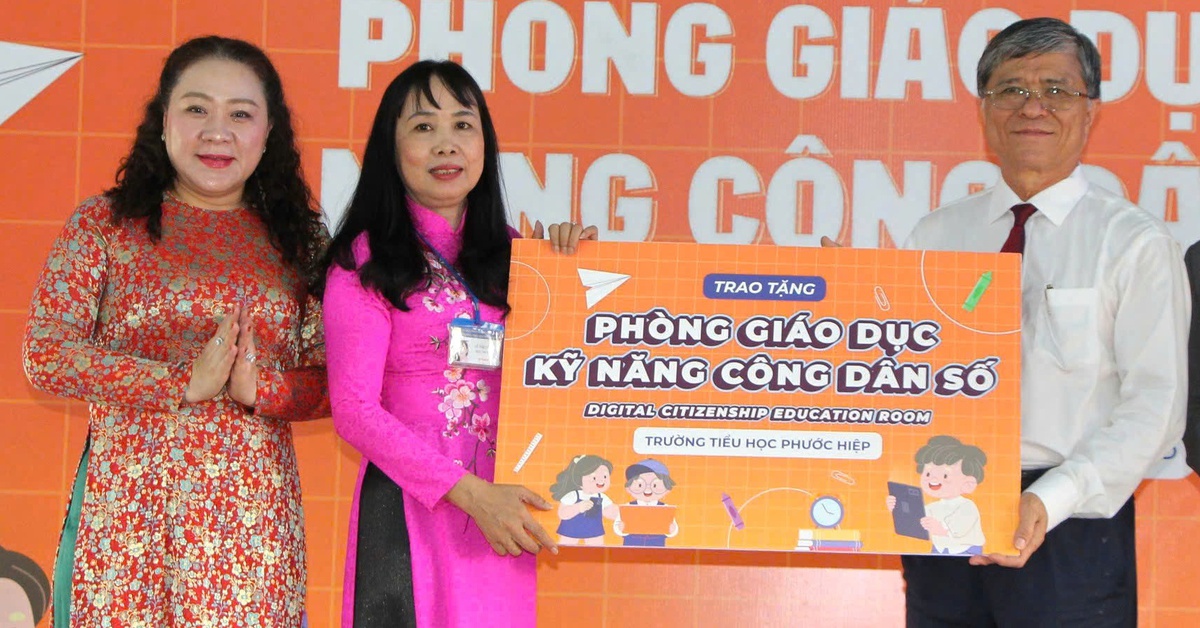 100% học sinh TP.HCM sẽ được học tập trong môi trường số