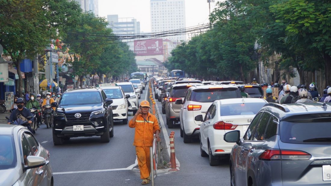 TPHCM mở rộng đường Nguyễn Tất Thành để giải cứu kẹt xe cửa ngõ phía Nam