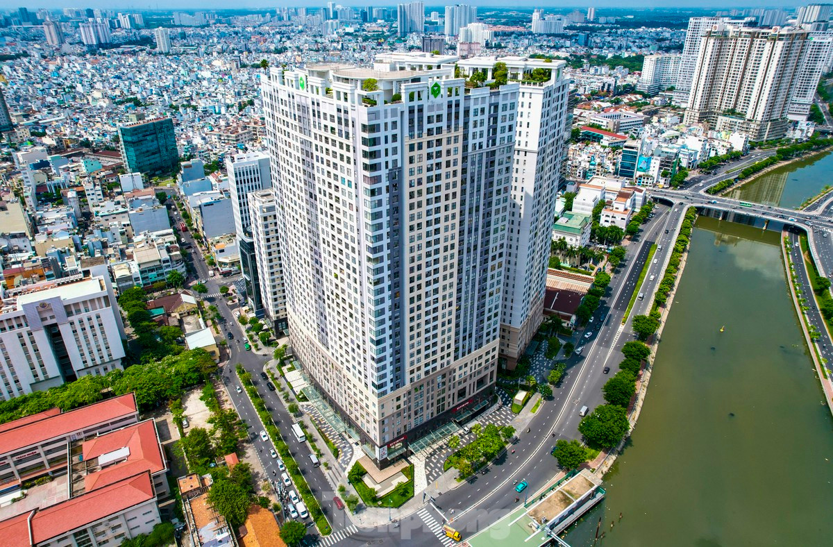 Ho Chi Minh-byen iverksetter raskt en 90-dagers kampanje for å berike og rydde opp i landdatabasen for å bygge et landdatasystem som er korrekt - tilstrekkelig - rent og levedyktig. 88.jpeg