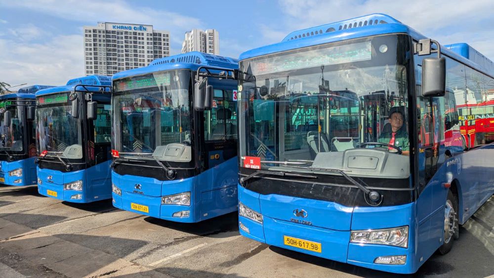 Ho Chi Minh şehrinde şu anda 627 elektrikli otobüs bulunuyor. Fotoğraf: Anh Tu