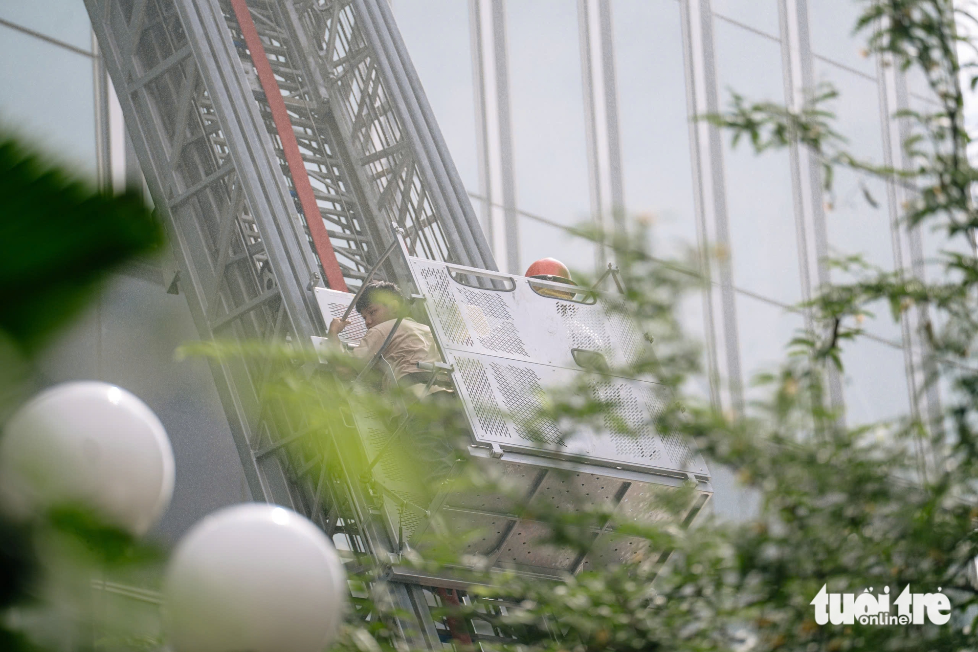 Diễn tập chữa cháy và cứu nạn, cứu hộ tại tòa nhà Saigon Centre - Ảnh 9.