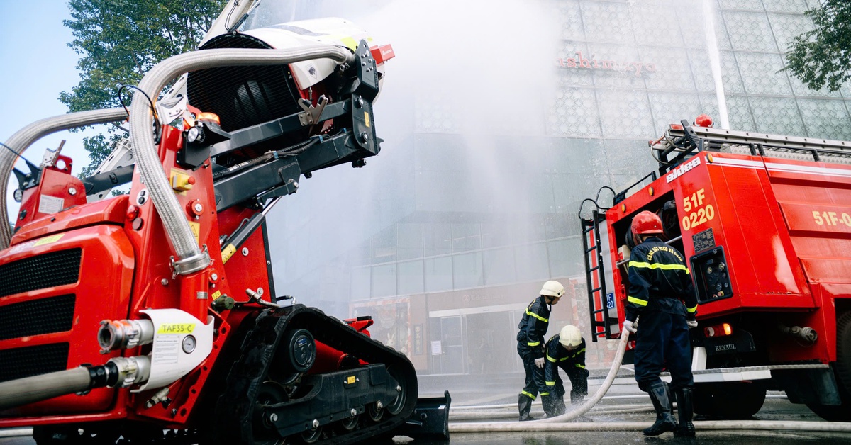 Diễn tập chữa cháy và cứu nạn, cứu hộ tại tòa nhà Saigon Centre