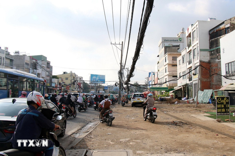 Khu vực ga Bảy Hiền thuộc tuyến Metro số 2. (Ảnh: Tiến Lực/TTXVN)