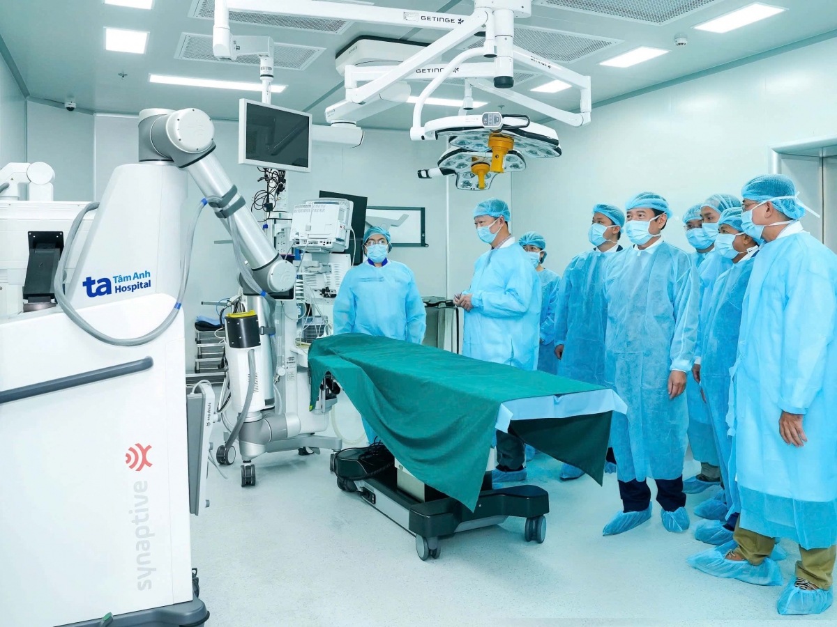 cong - tu song hanh, y te tp.hcm mo rong nang luc dieu tri chuyen sau hinh anh 1