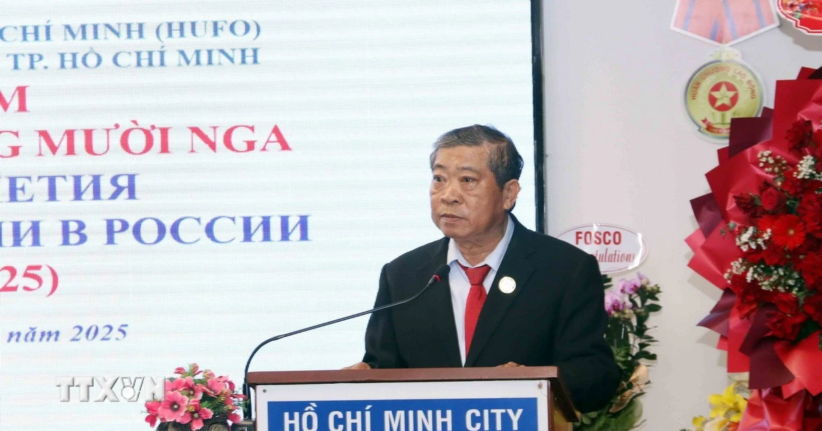 Tôn vinh giá trị lịch sử của Cách mạng Tháng Mười Nga cách đây 108 năm