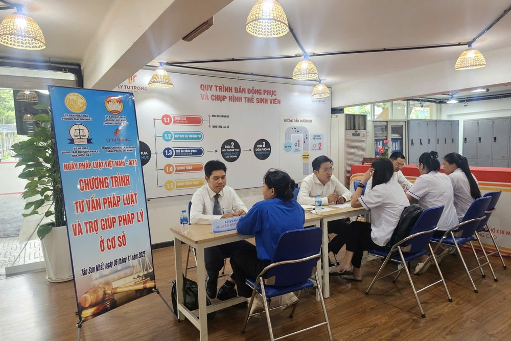 Програма юридичних консультацій та правової допомоги. Фото: HUYNH THO z7195095770426_3dc4d1090ad0c2b6ca4dd7729a1ec05e.jpg