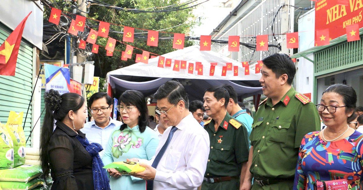 Ấm áp ngày hội Đại đoàn kết ở TP.HCM