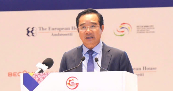 TP HCM sẵn sàng đồng hành cùng Ý và châu Âu phát triển kinh tế xanh, năng lượng tái tạo