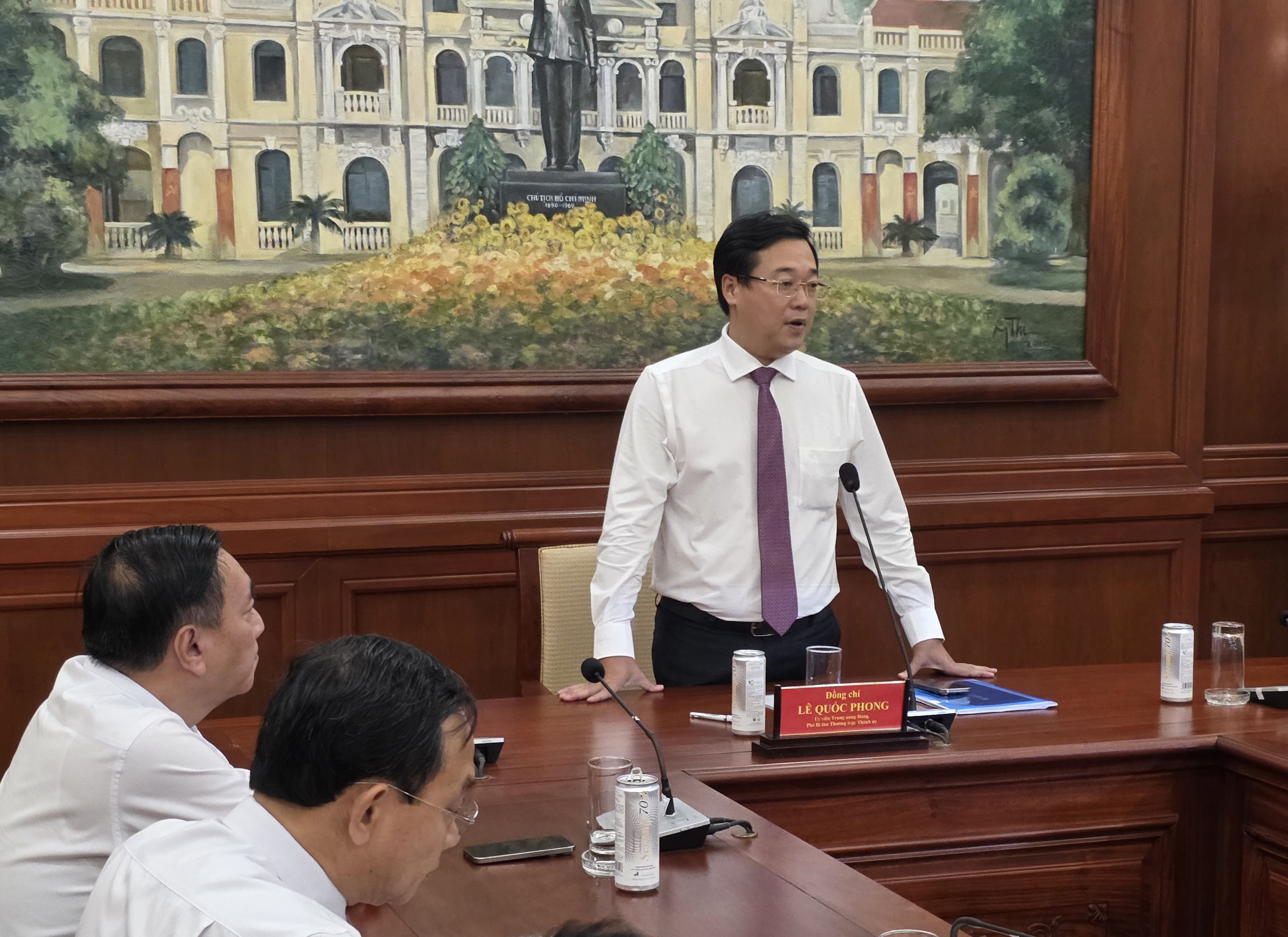 Thành ủy TP.HCM chỉ định, điều động 9 lãnh đạo sở ngành, xã phường - Ảnh 3. TP.HCM - Ảnh 3.