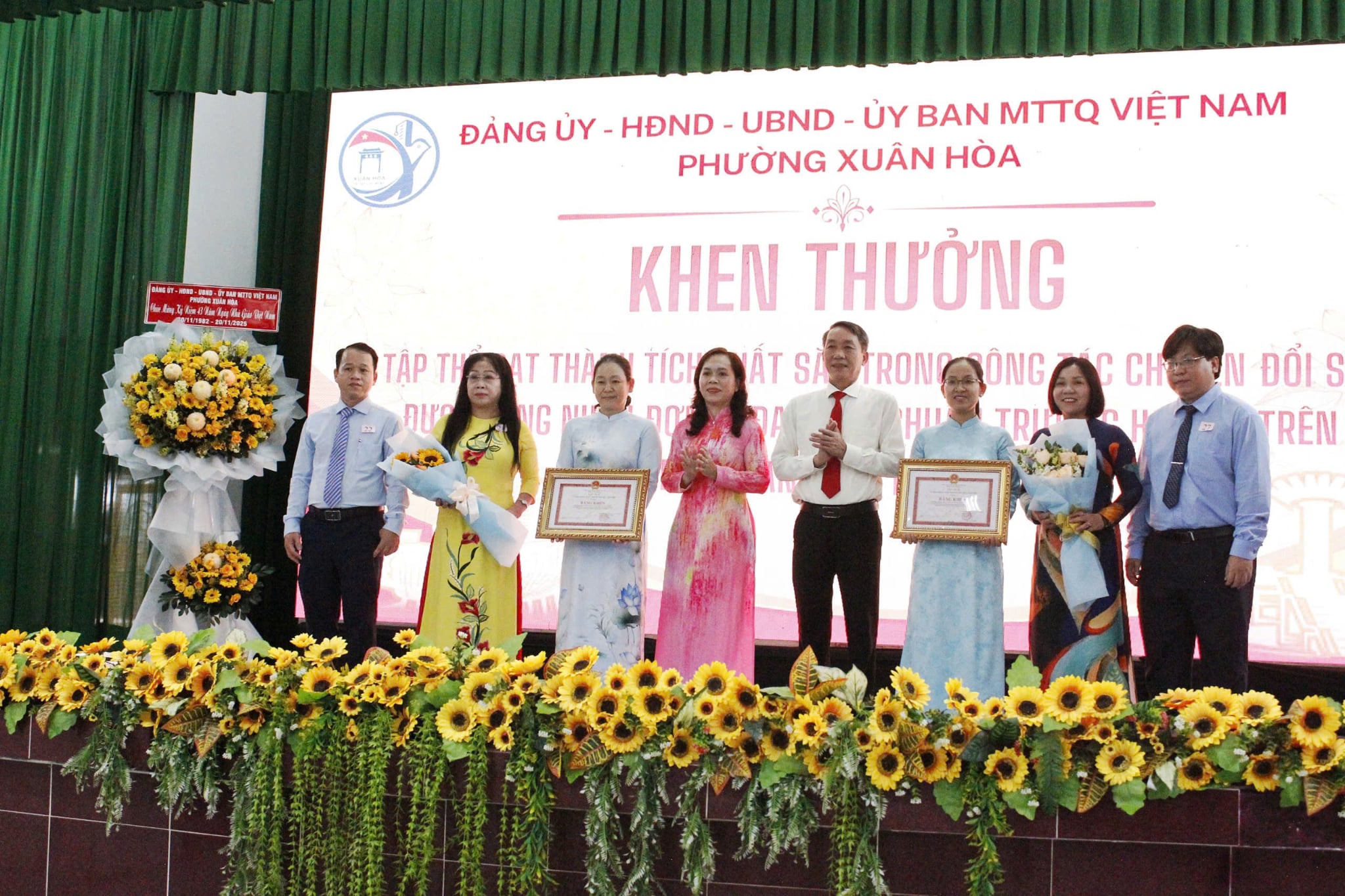 Bước chuyển mình mạnh mẽ 50 năm của giáo dục TP.HCM - Ảnh 5.