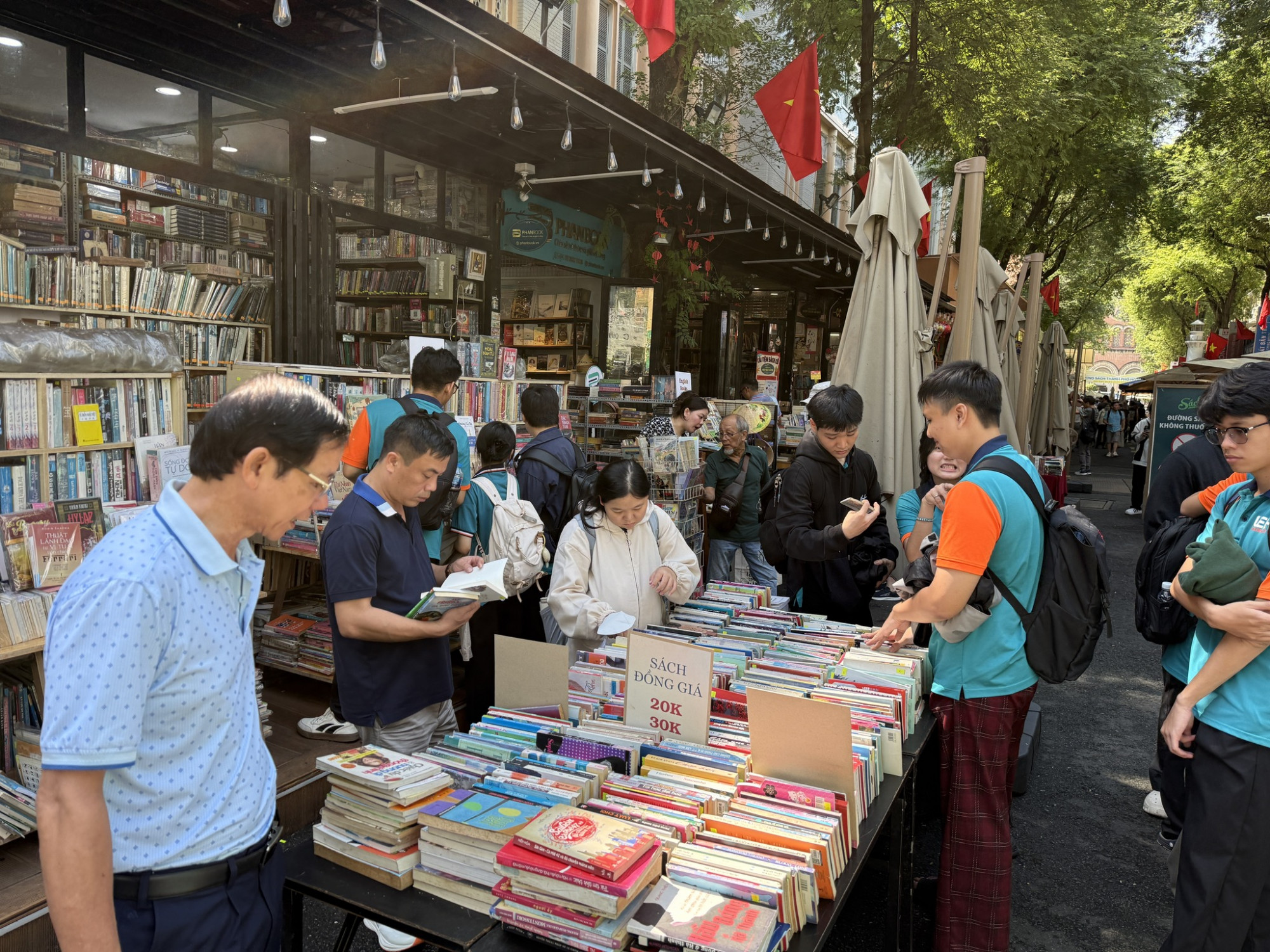 Tổng hợp thông tin báo chí liên quan đến TP. HCM ngày 19/11/2025