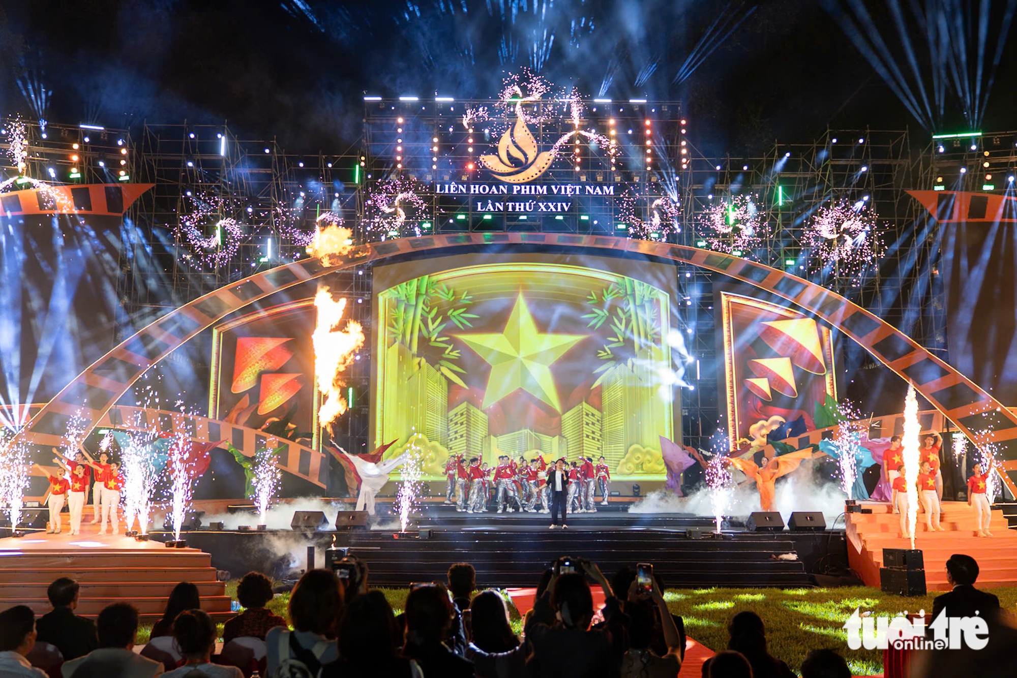 Khai mạc Liên hoan phim Việt Nam: TP.HCM chính thức đón nhận danh hiệu thành phố điện ảnh - Ảnh 2. Liên hoan phim Việt Nam - Ảnh 3.