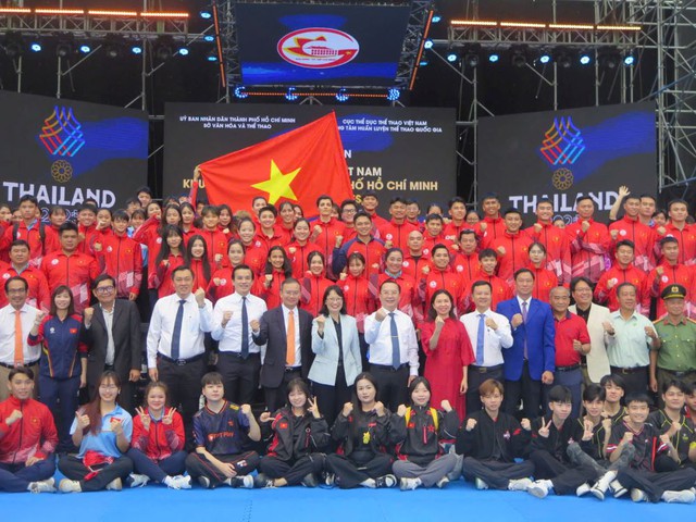 Đoàn Thể thao TPHCM và khu vực phía nam xuất quân tham dự SEA Games 33- Ảnh 2. Đoàn Thể thao TPHCM và khu vực phía nam xuất quân tham dự SEA Games 33- Ảnh 2.