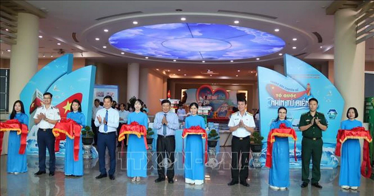 Thành phố Hồ Chí Minh: Khai mạc trưng bày chuyên đề “Tổ quốc nhìn từ biển”