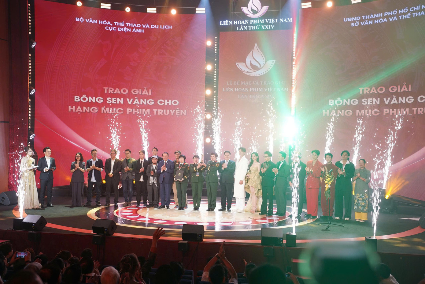 Tổng hợp thông tin báo chí liên quan đến TP. Hồ Chí Minh ngày 26/11/2025