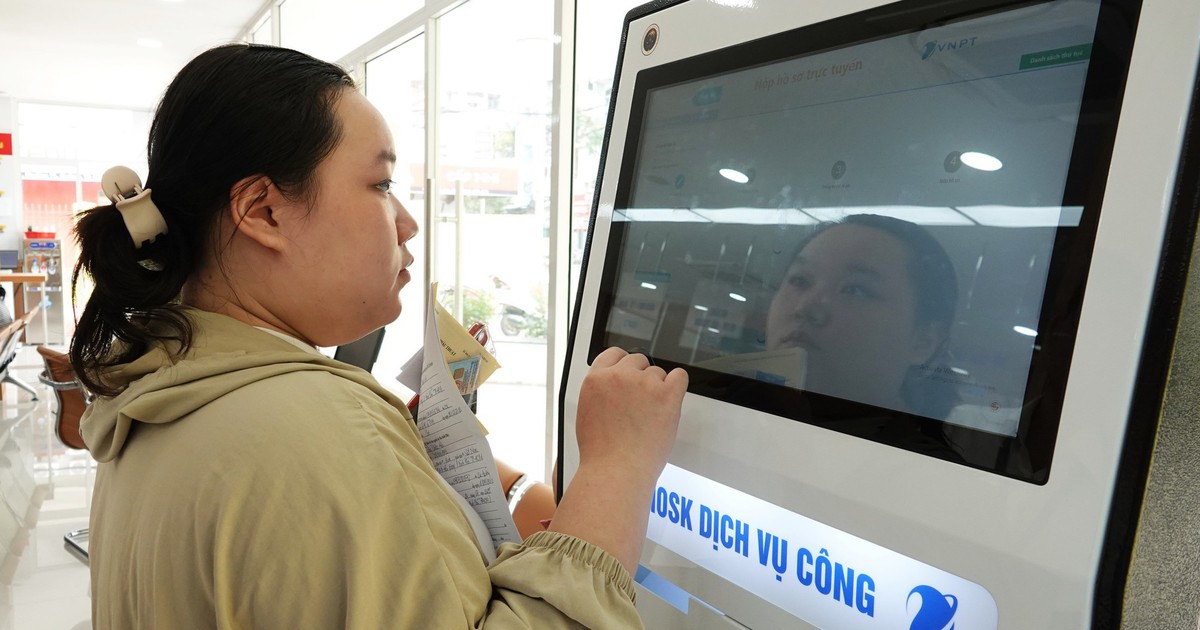 TP.HCM miễn lệ phí hơn 100 thủ tục nộp trực tuyến