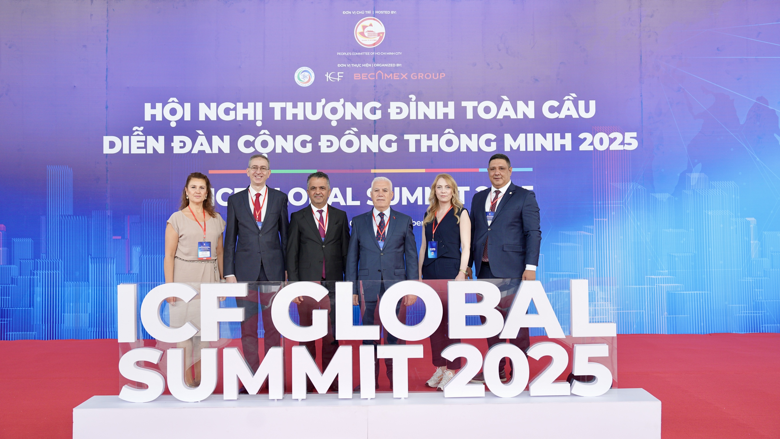 TP.HCM đăng cai Diễn đàn Cộng đồng thông minh thế giới 2025 - Ảnh 1.