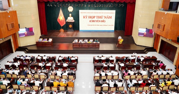 Thường trực HĐND TPHCM triệu tập kỳ họp thường lệ cuối năm