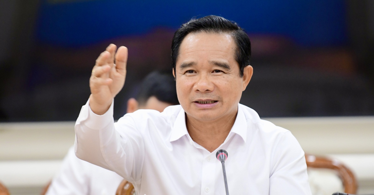 Tối 12-12, UBND TP.HCM họp khẩn, chuẩn bị triển khai Nghị quyết 98