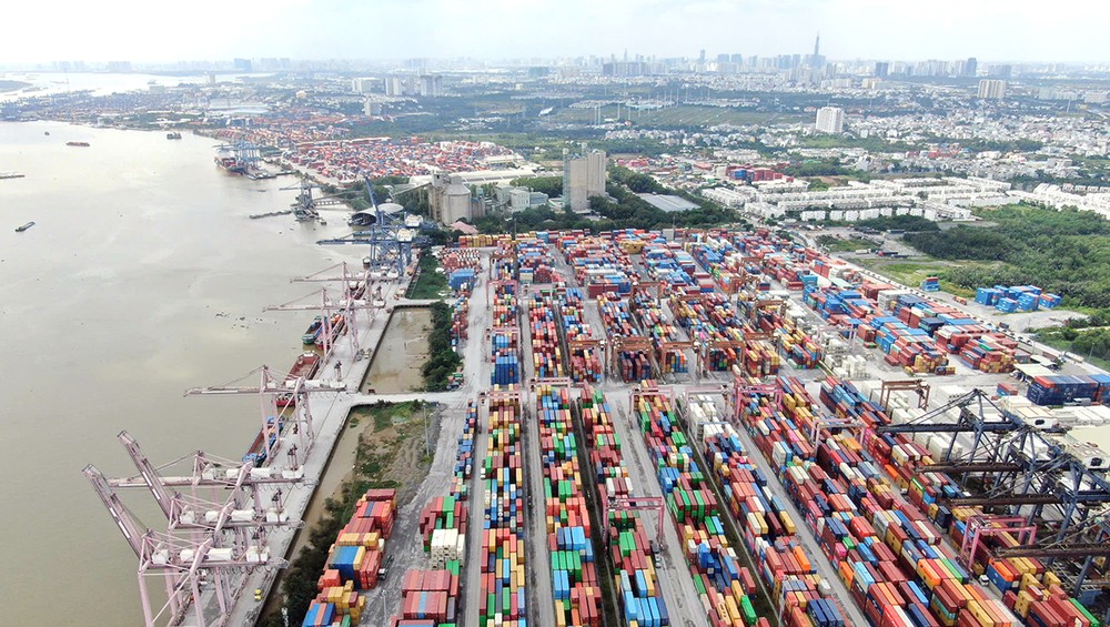 Tân Cảng Phú Hữu, phường Long Trường, TPHCM. Ảnh: HOÀNG HÙNG 3240462890870760533-915-2876.jpg