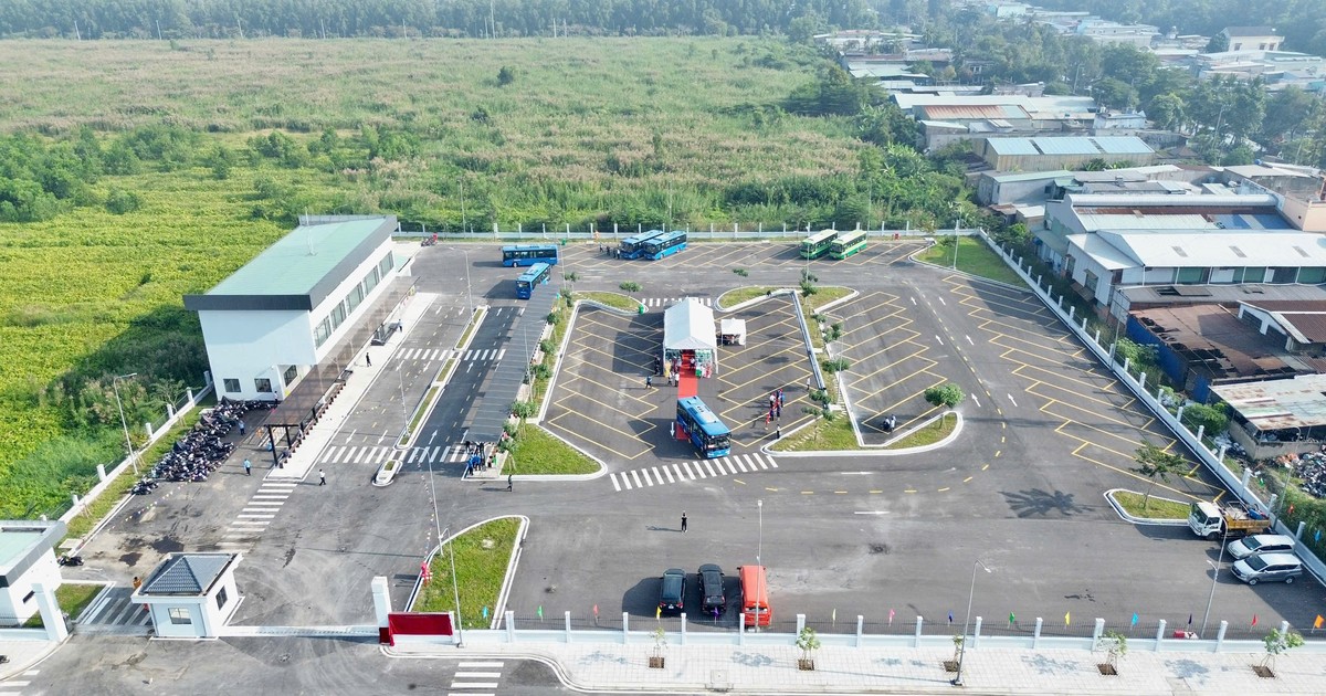 TP.HCM chính thức đưa vào hoạt động bến xe buýt Lê Minh Xuân