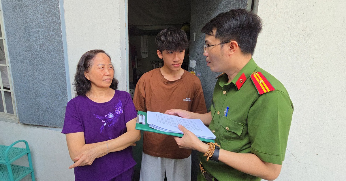 Từ 15-12, hát karaoke gây ồn ào trong khu dân cư sẽ bị xử phạt ở tất cả các khung giờ