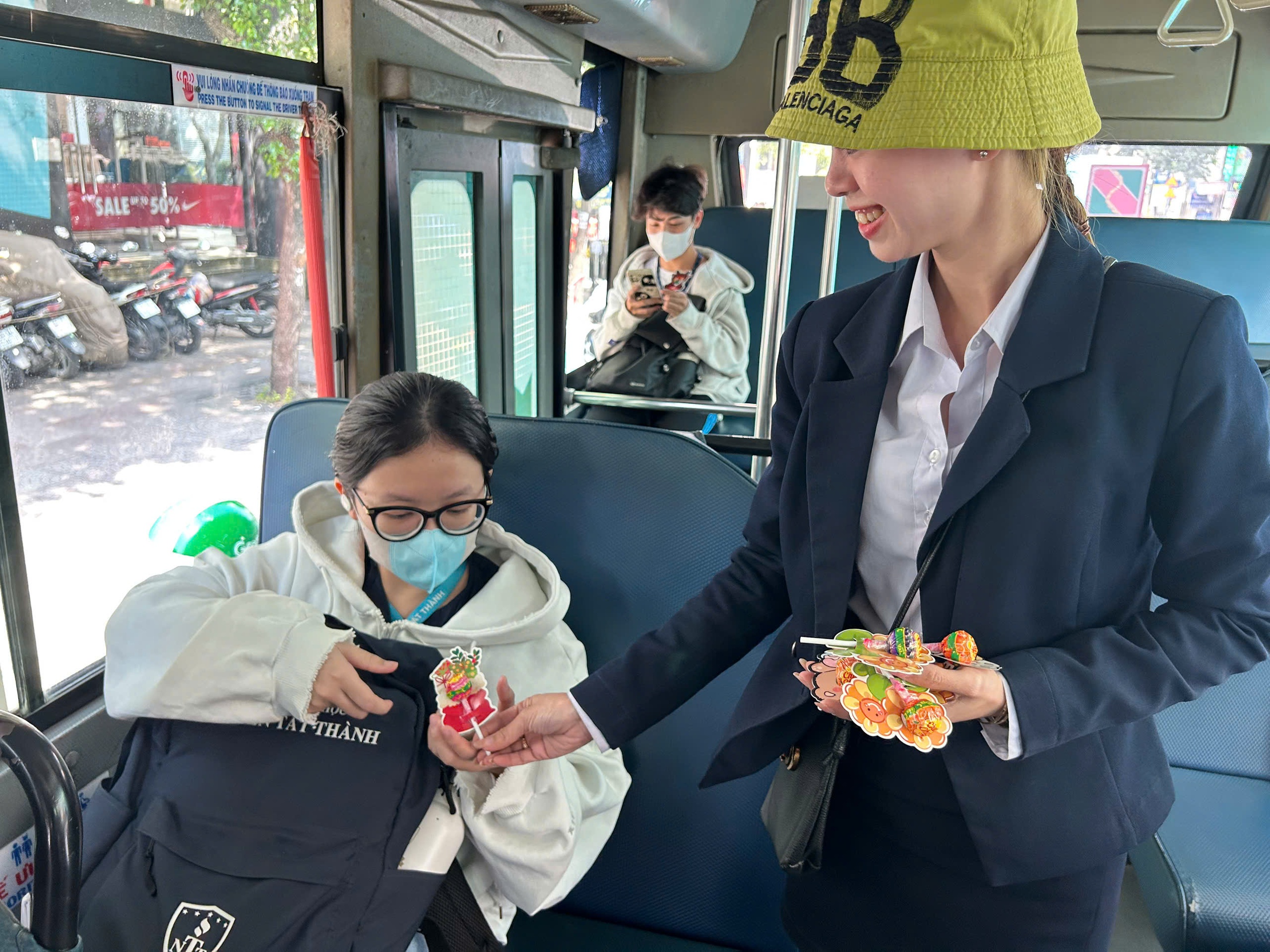 Tổng hợp thông tin báo chí liên quan đến TP. Hồ Chí Minh ngày 17/12/2025