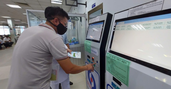 Người dân TPHCM đi khám bệnh không hài lòng, có thể phản ánh ngay