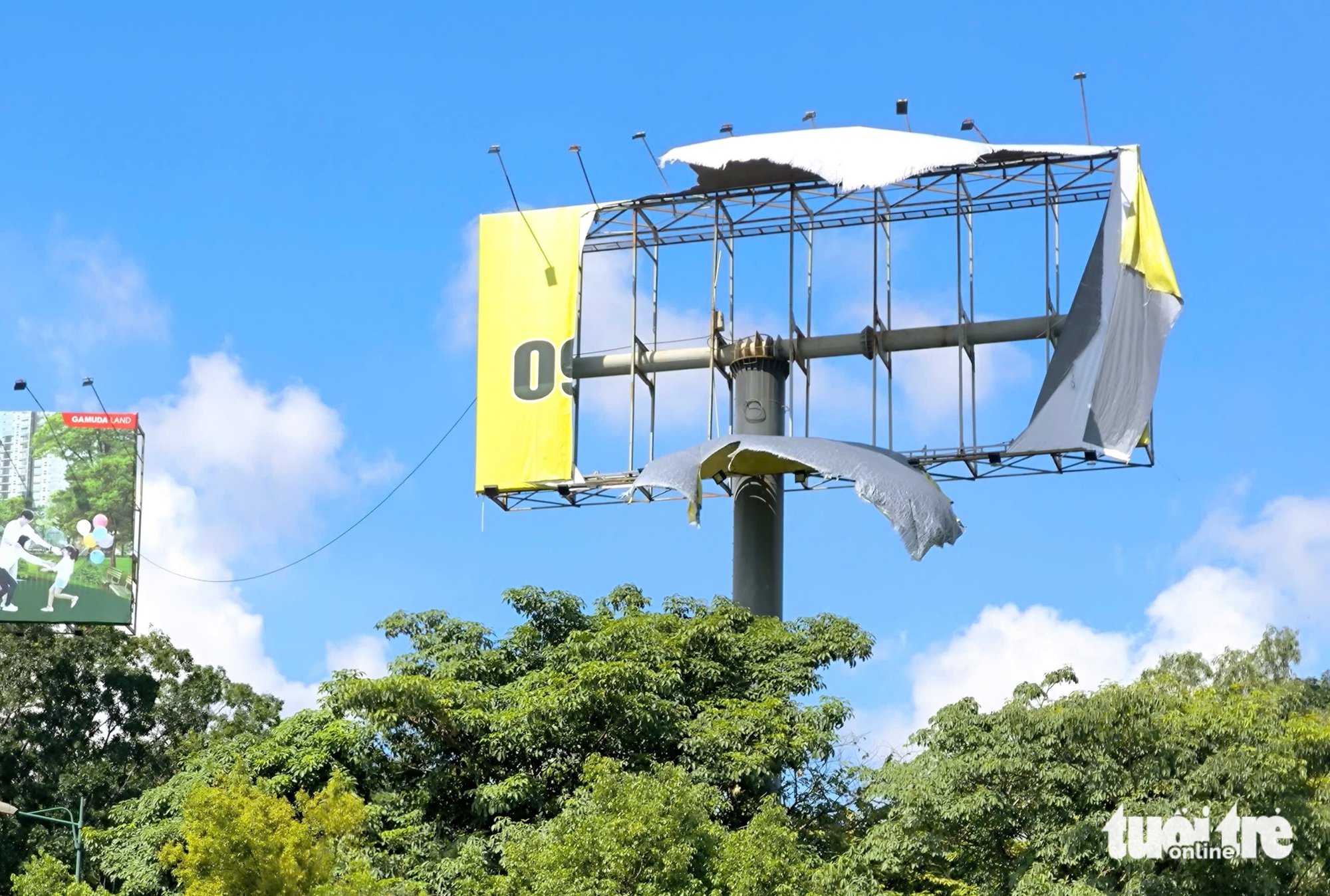 bảng quảng cáo - Ảnh 1.