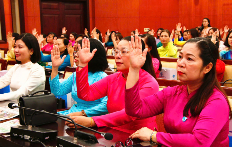 Toàn cảnh phiên thứ I Đại hội đại biểu Phụ nữ TPHCM lần thứ I, nhiệm kỳ 2025-2030