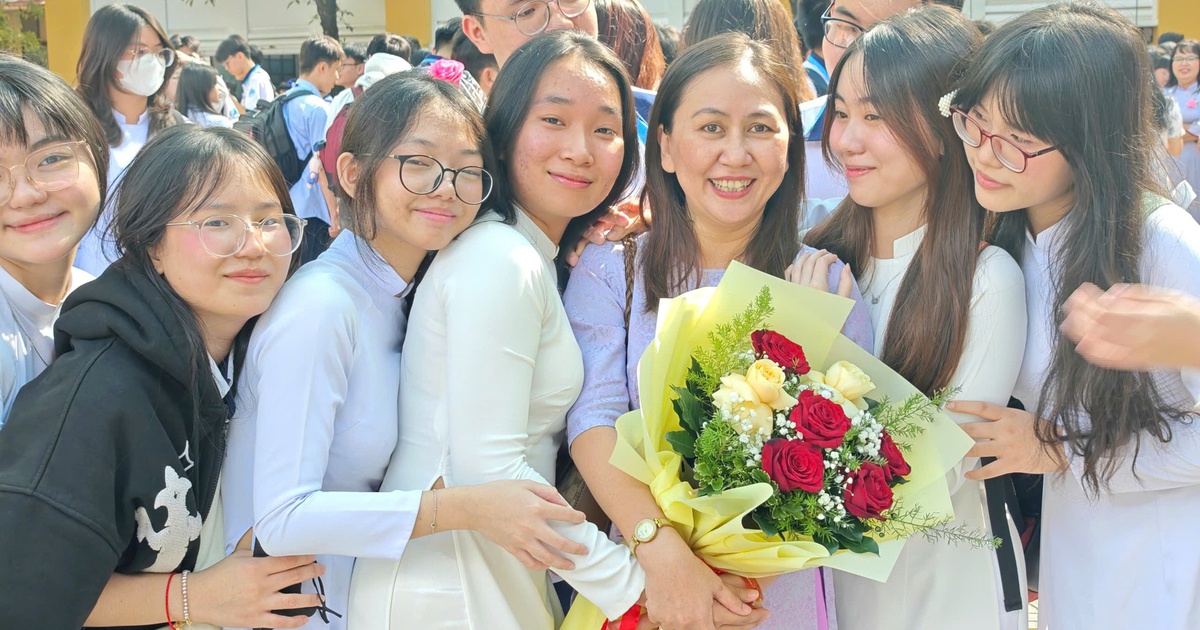 TP.HCM đưa yêu cầu về đạo đức nhà giáo thành tiêu chí giám sát, khen thưởng