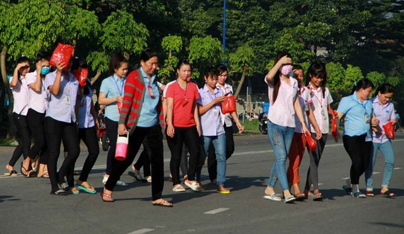 Công ty có 2.700 công nhân lao động ở phường Bến Cát phải ngừng hoạt động. (Nguồn: Báo Lao động)