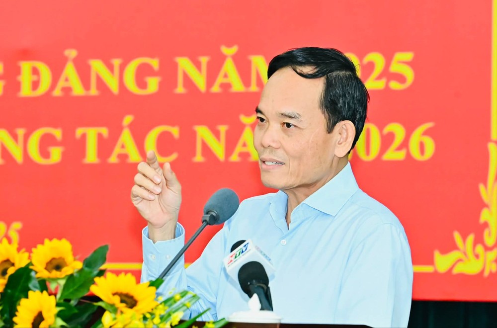 Bí thư Thành ủy TPHCM Trần Lưu Quang phát biểu chỉ đạo tại hội nghị. Ảnh: VIỆT DŨNG bithuthanhuy.jpg