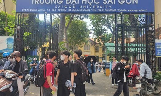 Hơn 1.000 sinh viên sư phạm ở TPHCM được trường trả sinh hoạt phí