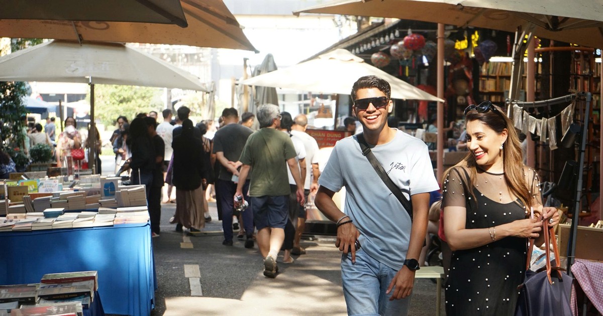 TP.HCM: Nhiều nét mới tại ‘Ngày hội sách và văn hóa đêm’ thu hút du khách