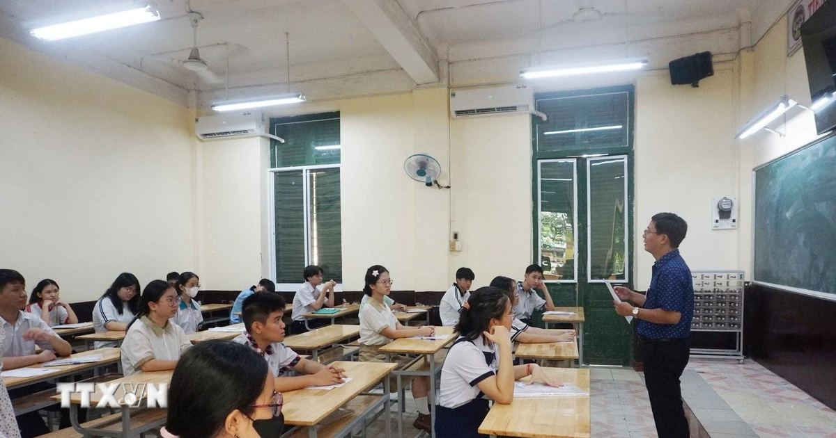 Thành phố Hồ Chí Minh "chốt" ba môn thi vào lớp 10 năm học 2026-2027